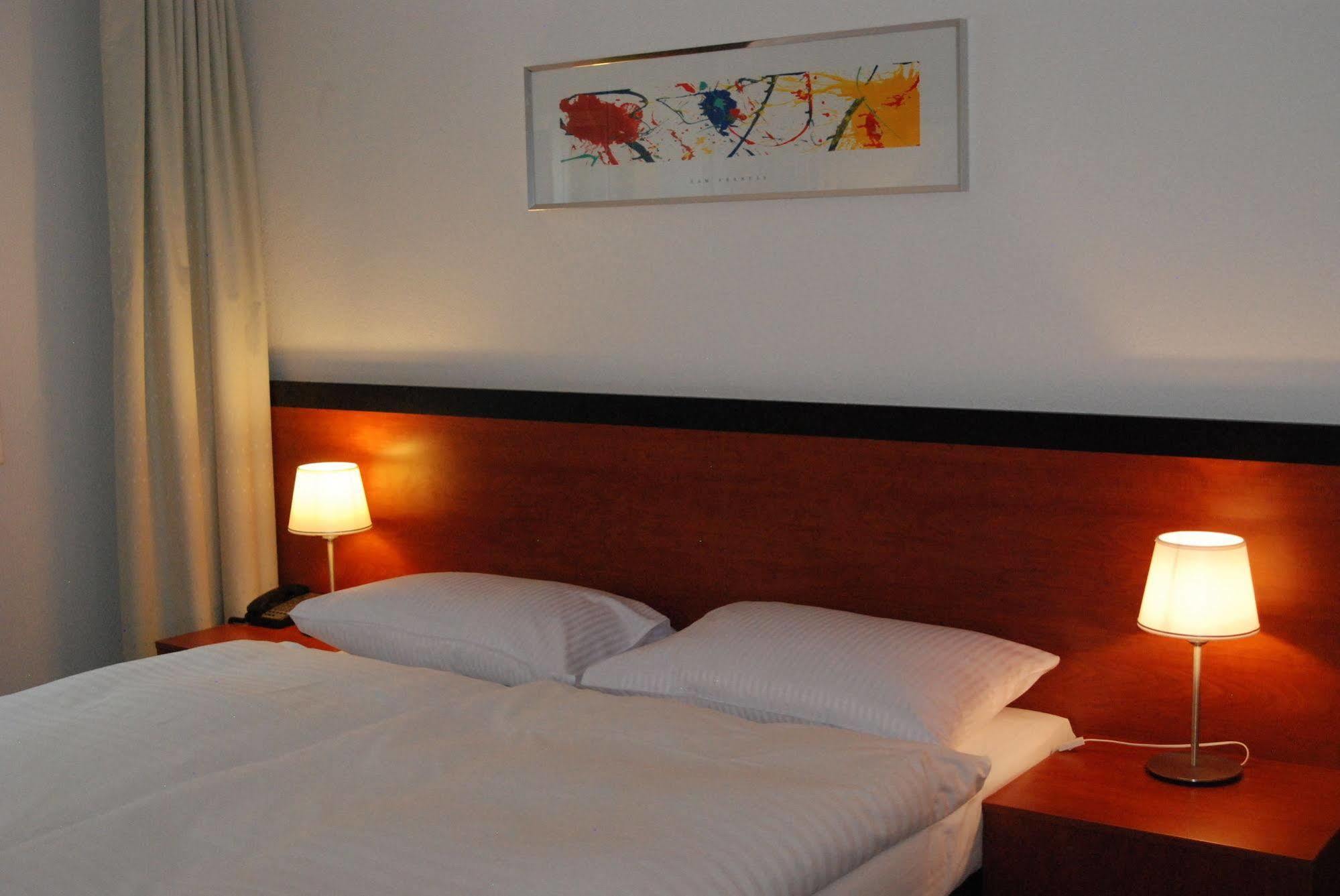 Motel Gottardo Sud Piotta Exterior foto